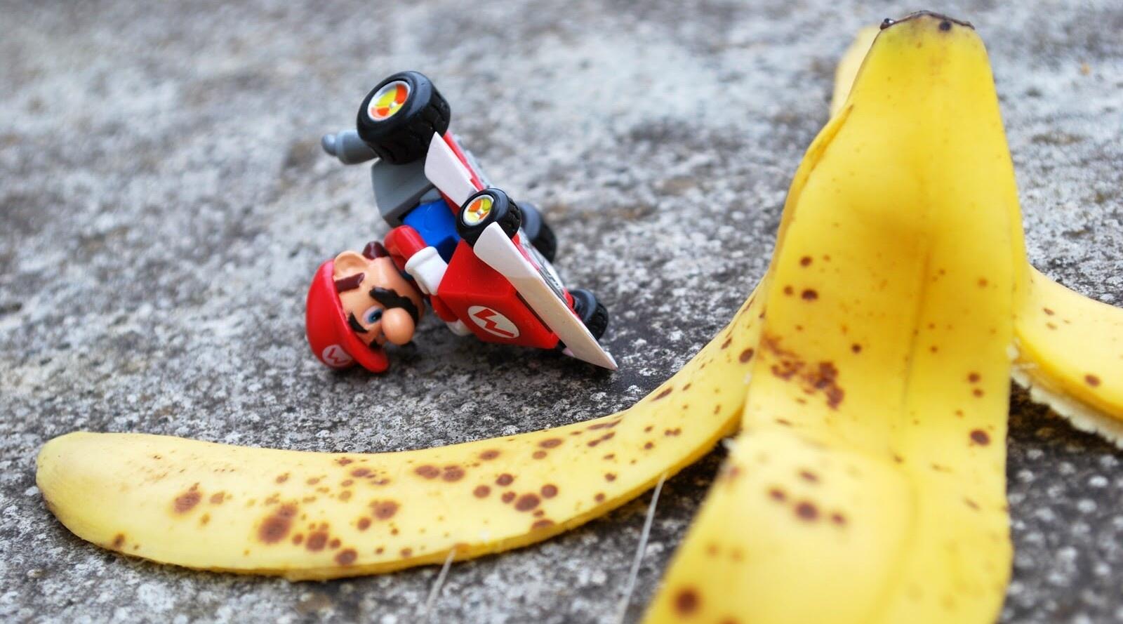 科学向：《马里奥赛车》里的香蕉皮真的能让赛车打滑吗？
