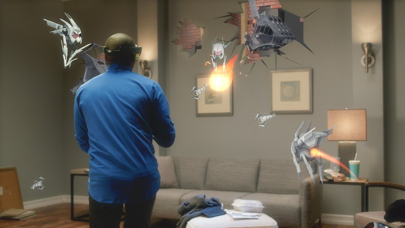 AR游戏的机遇与风险——HoloLens初体验