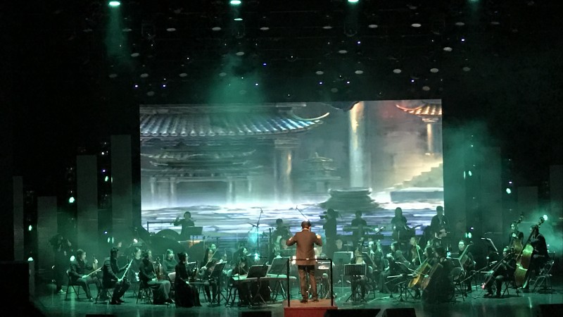 在《影之刃2》音乐会上，梁其伟宣布将重制《雨血》系列单机游戏